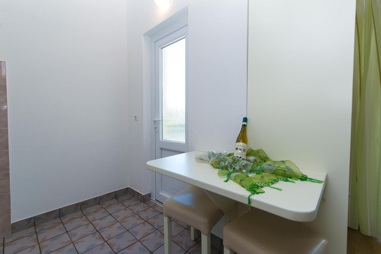 Apartment Brela 2717C Εξωτερικό φωτογραφία