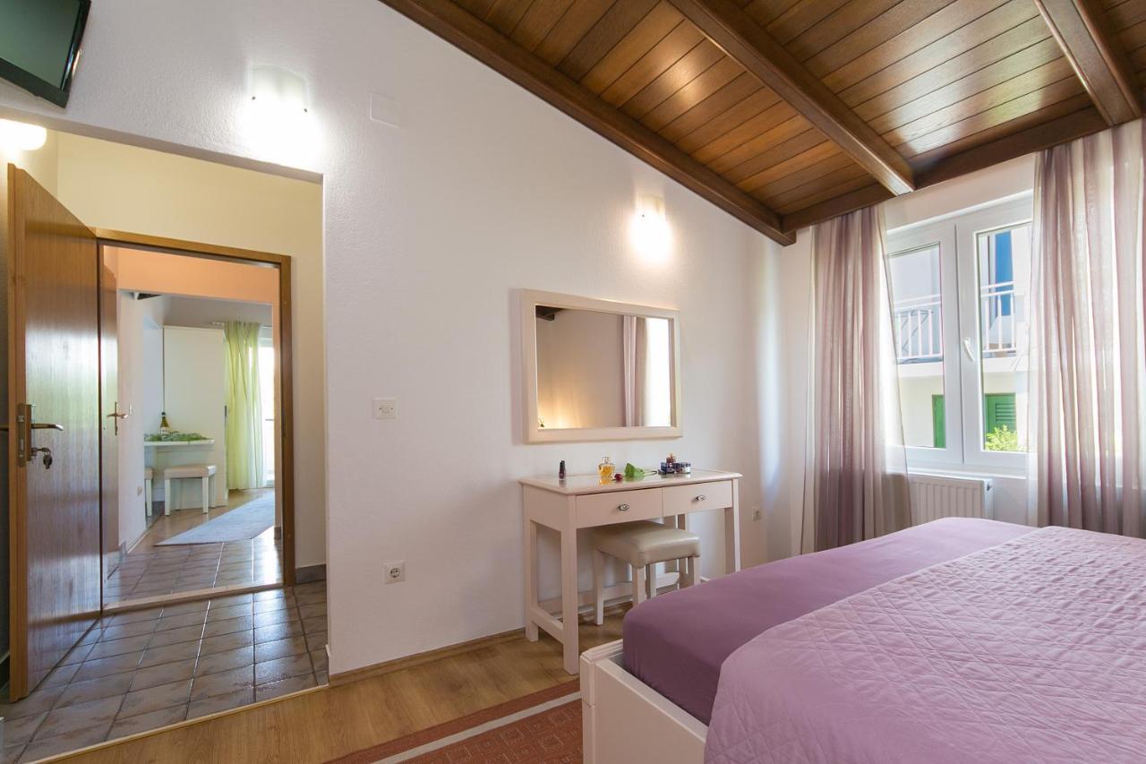 Apartment Brela 2717C Εξωτερικό φωτογραφία